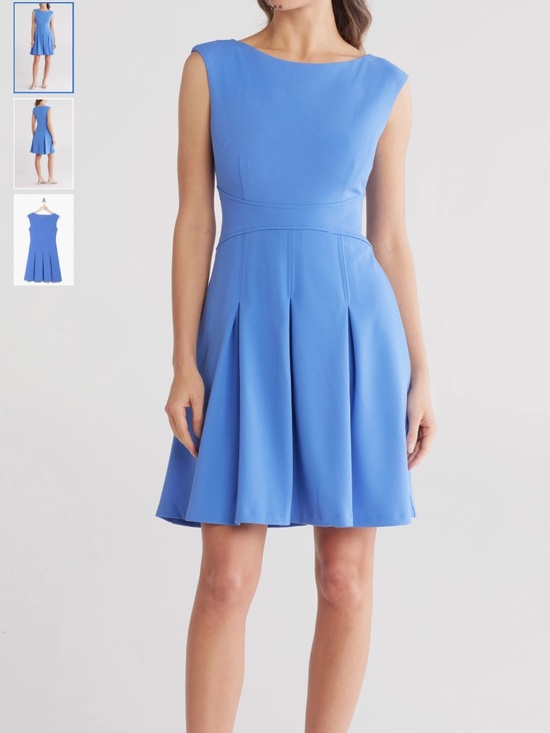 Vince Camuto Dresses & Skirts - Vince Camuto Sleeveless Crepe Fit & Flare Dress, size 10